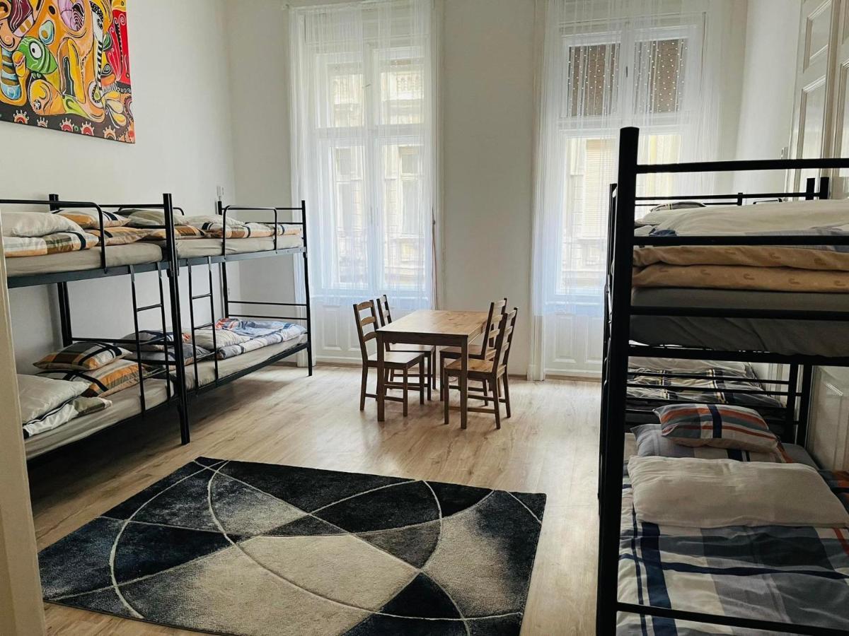 East Point Hostel Βουδαπέστη Εξωτερικό φωτογραφία