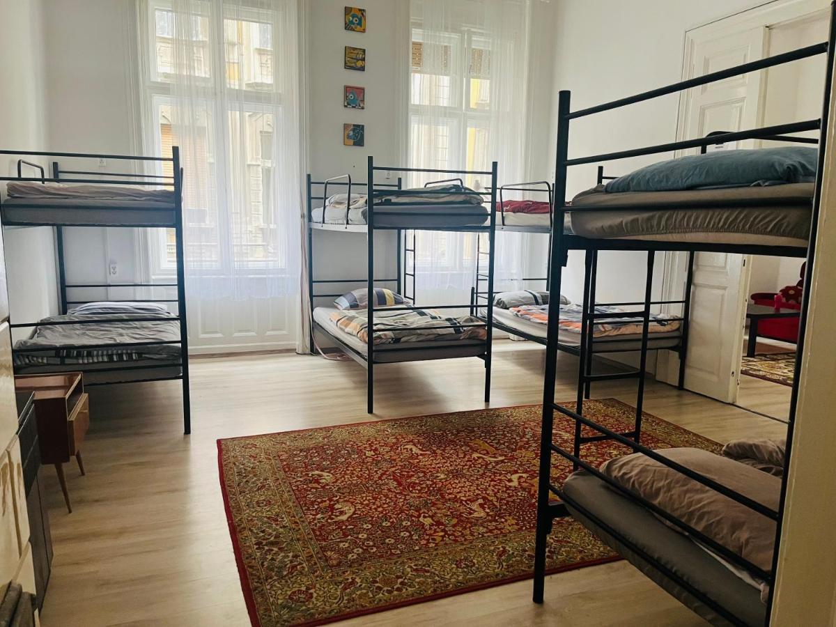 East Point Hostel Βουδαπέστη Εξωτερικό φωτογραφία